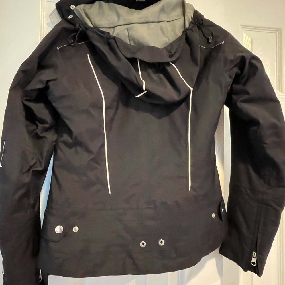 Authentic Bogner technical jacket. Size 6. - Picture 2 of 4